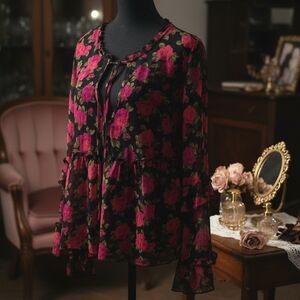 American Eagle Outfitters Black and Pink Floral Blouse